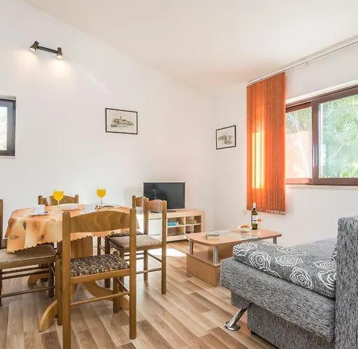 Holiday home Joso Dalmatia Vir