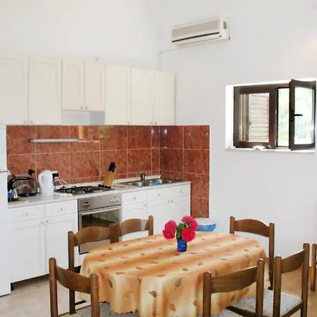 Feriehus Joso Dalmatia *